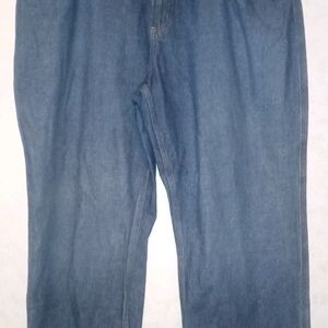 Duluth Trading Co. Women’s Relaxed Fit Straight Leg Jeans Medium Wash Blue Denim